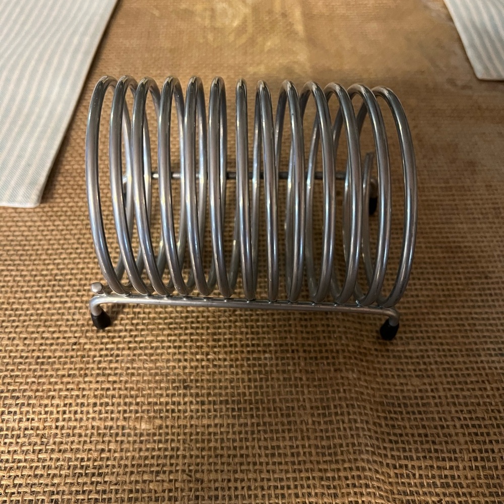 Vintage Spiral Metal Mail / Letter Holder Desk Organizer